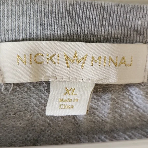 Nicki Minaj Gray and White Knit Top - Picture 3 of 4